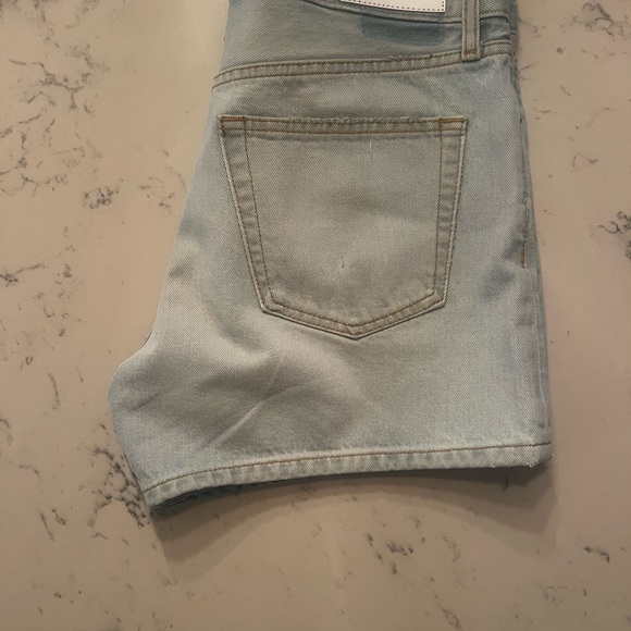 Re/Done Mid Rise Short - Picture 8 of 10